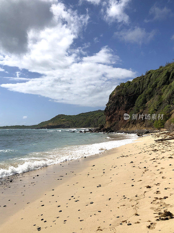 马提尼克岛的海岸线