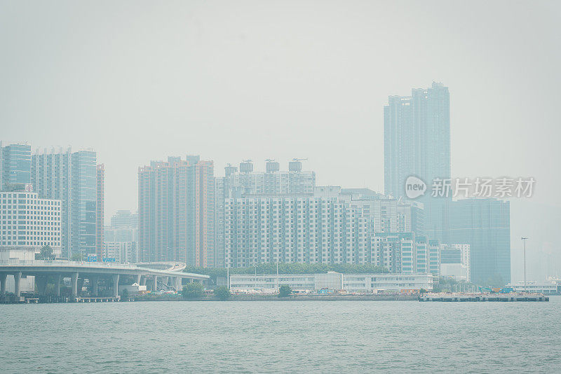 香港维多利亚港能见度低