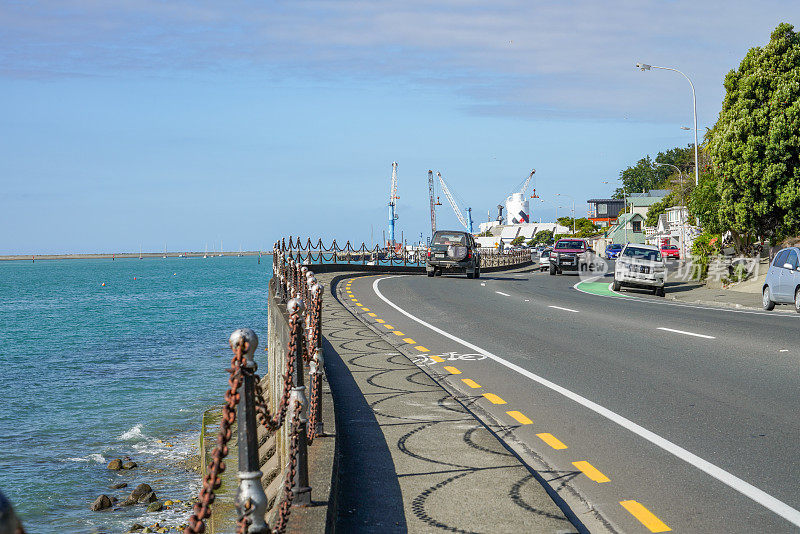 国家公路6号，韦克菲尔德码头街景在斯特普尼维尔，纳尔逊，新西兰。