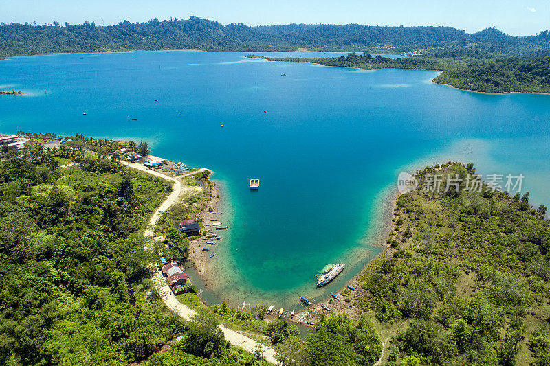 亚齐Simeulue岛的旅游全景图