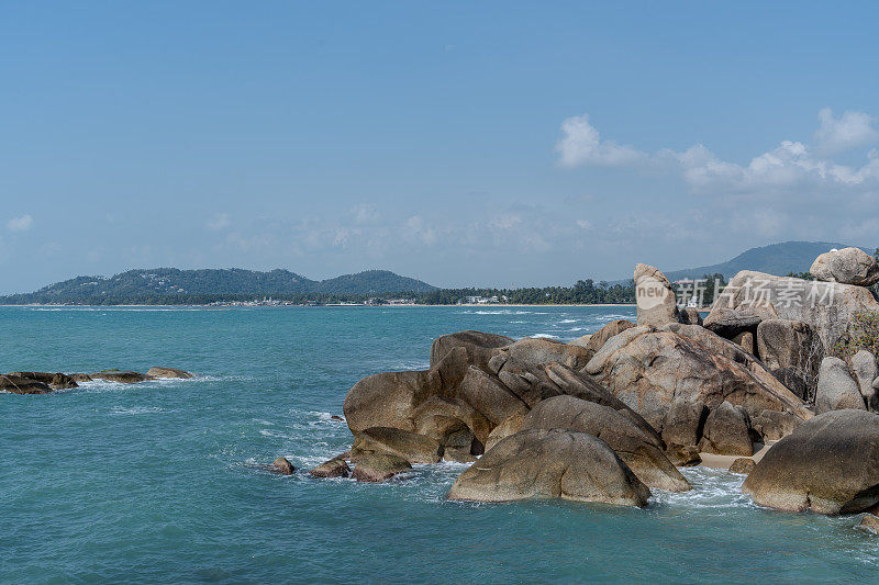 祖父的石头，苏梅岛的旅游景点，深受游客的欢迎。