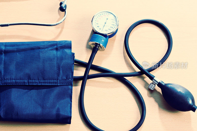 监测血压有助于预测和预防中风，心脏病
