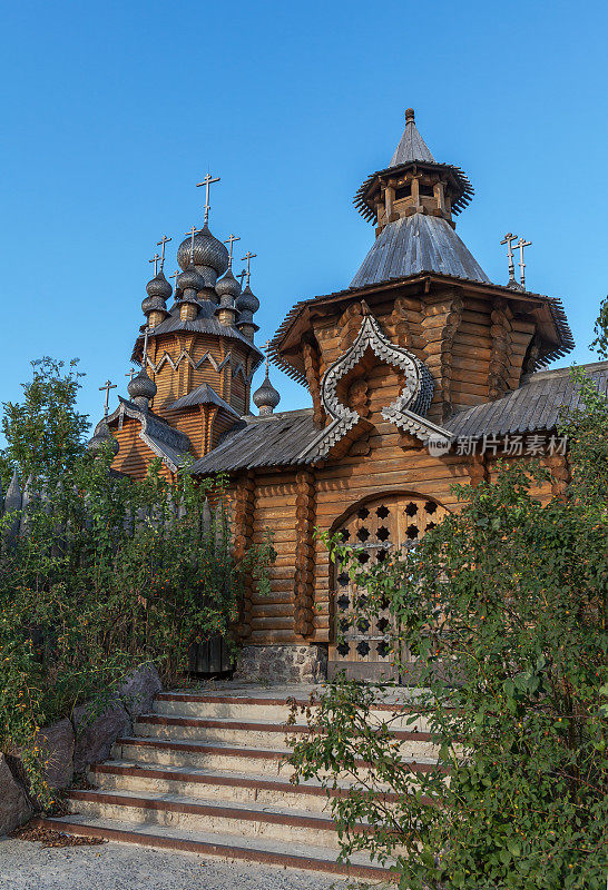 斯维亚托戈尔斯克东正教修道院