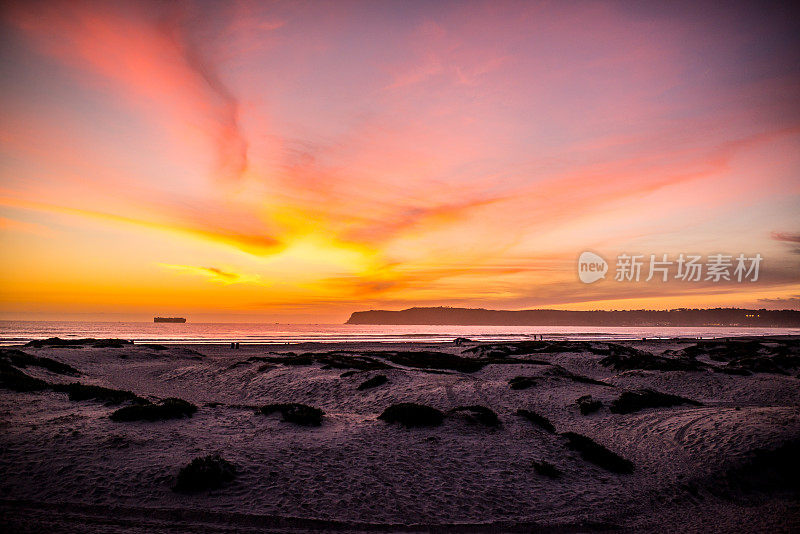 美国加利福尼亚州科罗纳多海滩上的日落