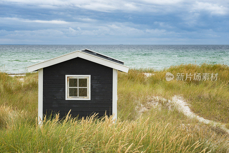 海滩上的小屋