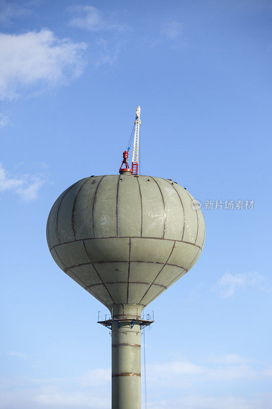 在建水塔