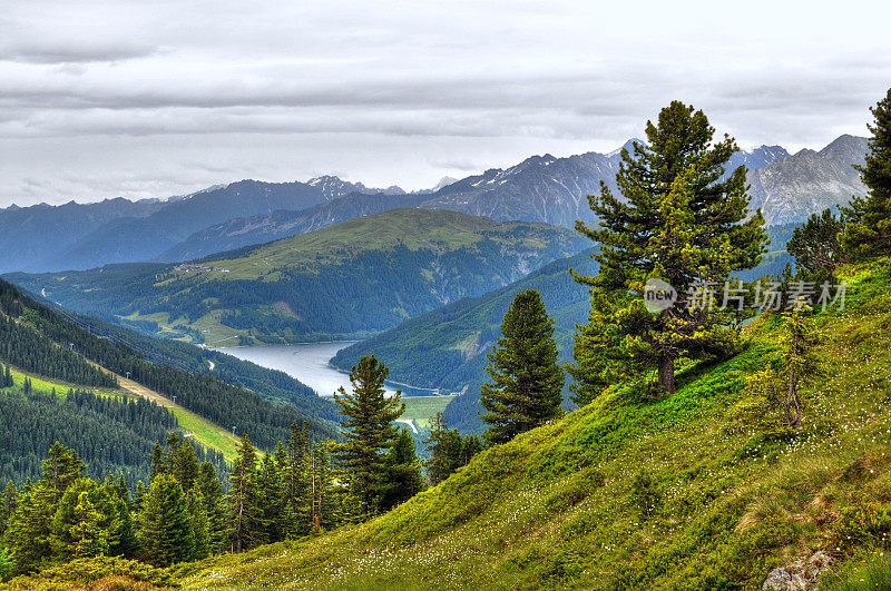 齐勒塔尔阿尔卑斯景观HDR(奥地利)