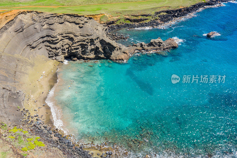 无人机的绿色沙滩，大岛，夏威夷