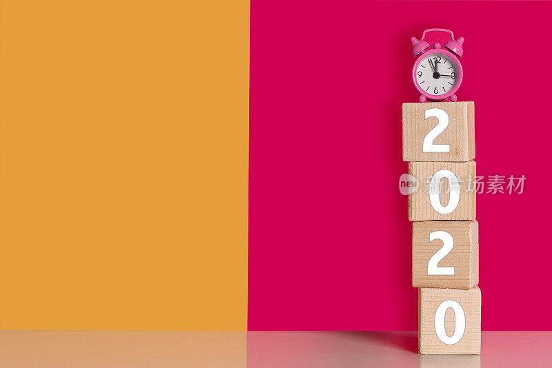 2020年新年和时间概念。24小时的特写
