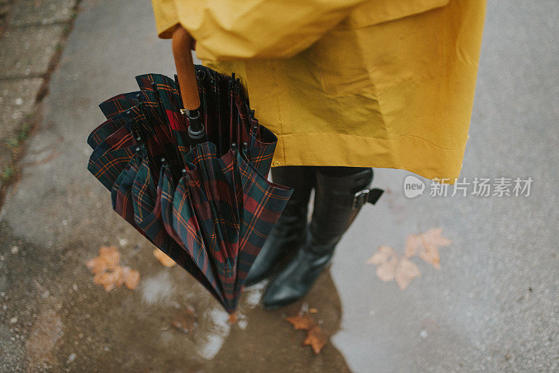 城市里的雨天