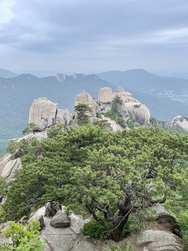 韩国首尔的道峰山五峰岭