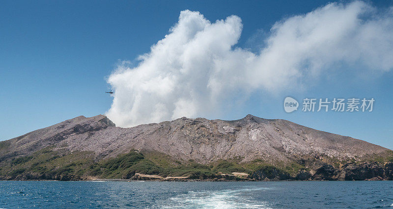 从海上看，新西兰的怀特岛火山