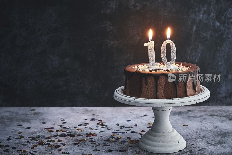 10岁生日巧克力蛋糕