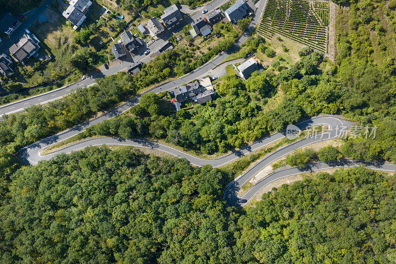 蛇形山路鸟瞰图