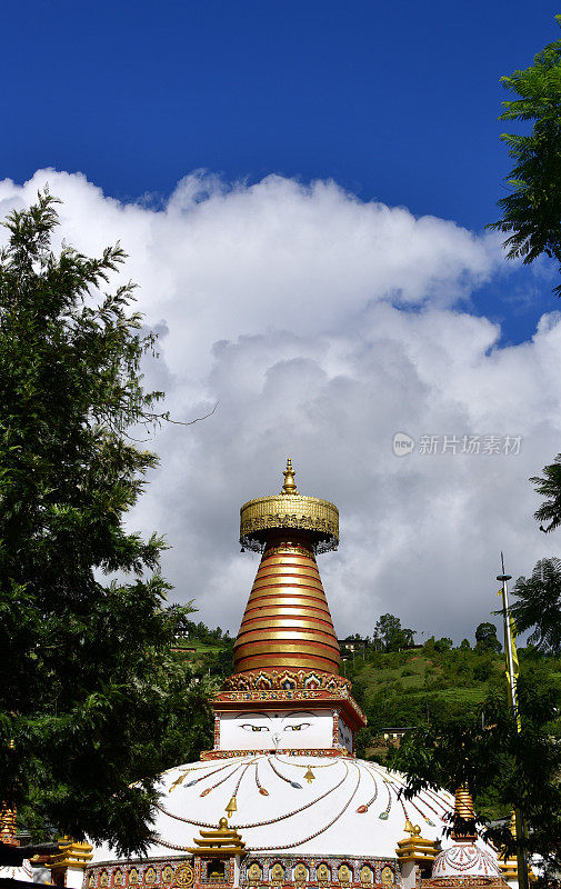 Khuruthang寺-尼泊尔风格的华丽佛塔，Khuruthang，不丹