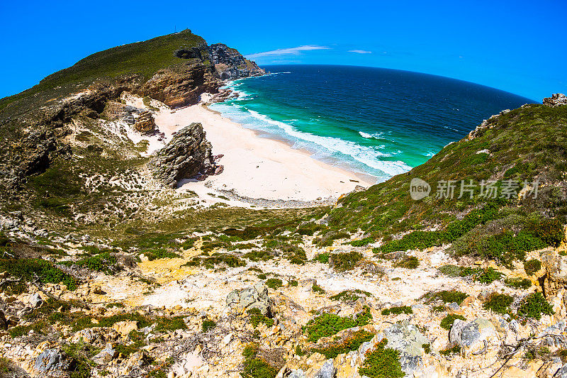 角半岛的落基海岸线