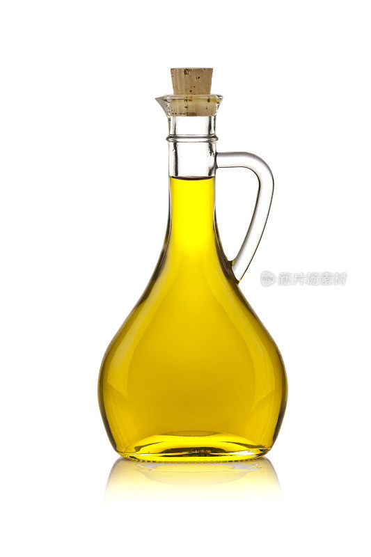 白色背景上孤立的橄榄油瓶