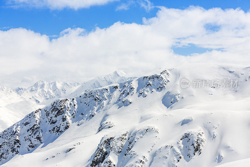 高山雪景