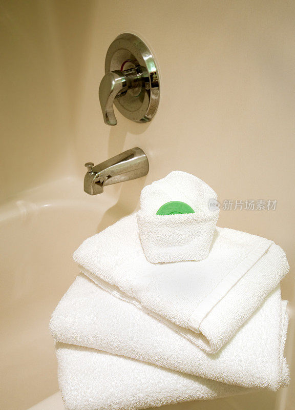 酒店毛巾陈列于浴室