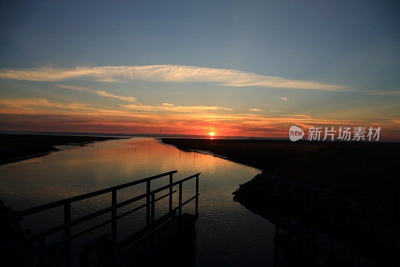 卡默斯鲁森瓦登海瓦德哈韦的日落