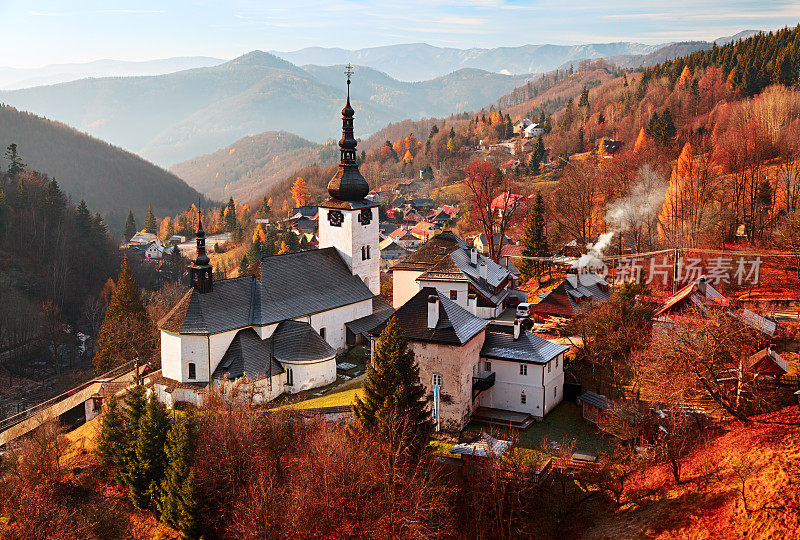 秋天的风景，西班牙Dolina，斯洛伐克