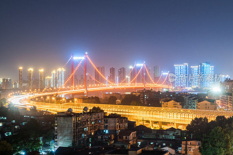 武汉吊桥夜景