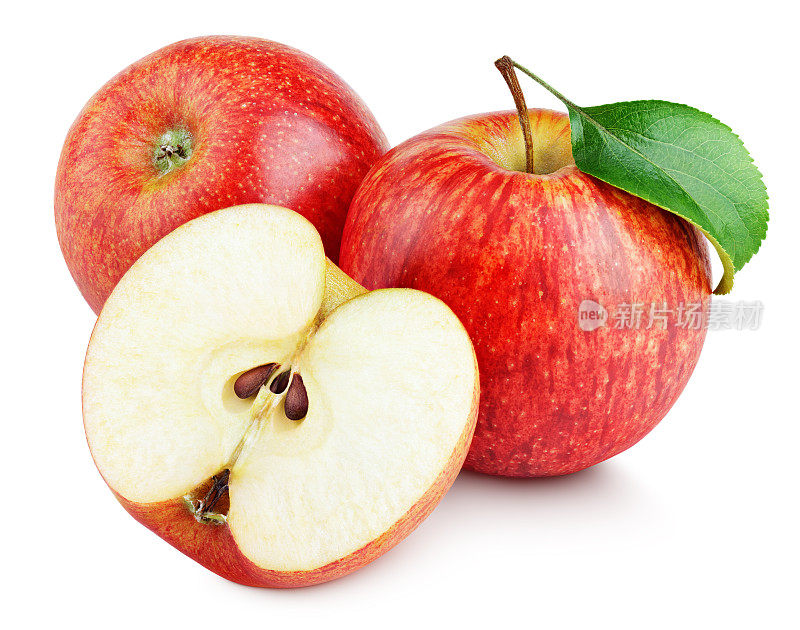 成熟的红苹果，一半和苹果叶孤立在白色上