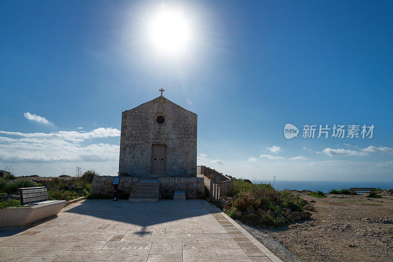 马耳他岛戈佐-丁利悬崖，马德琳娜教堂观景台