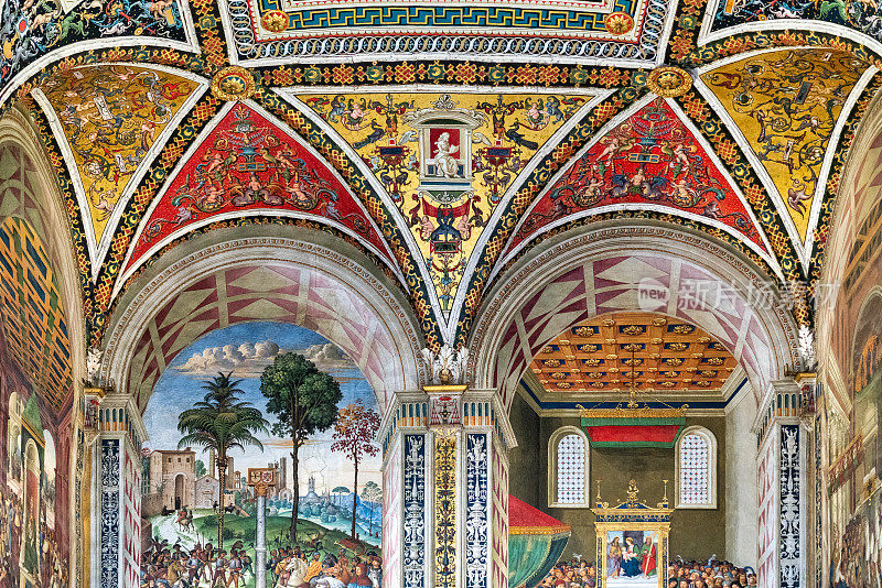 意大利锡耶纳的古代宗教壁画