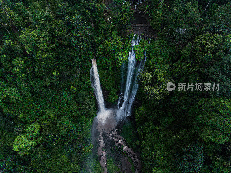 巴厘岛中部Sekumpul瀑布的鸟瞰图