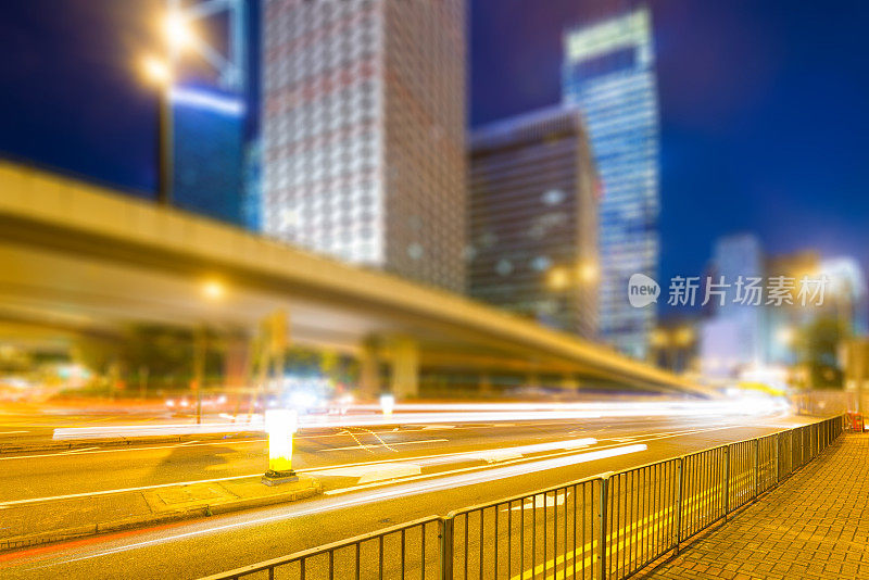 香港夜间的交通状况