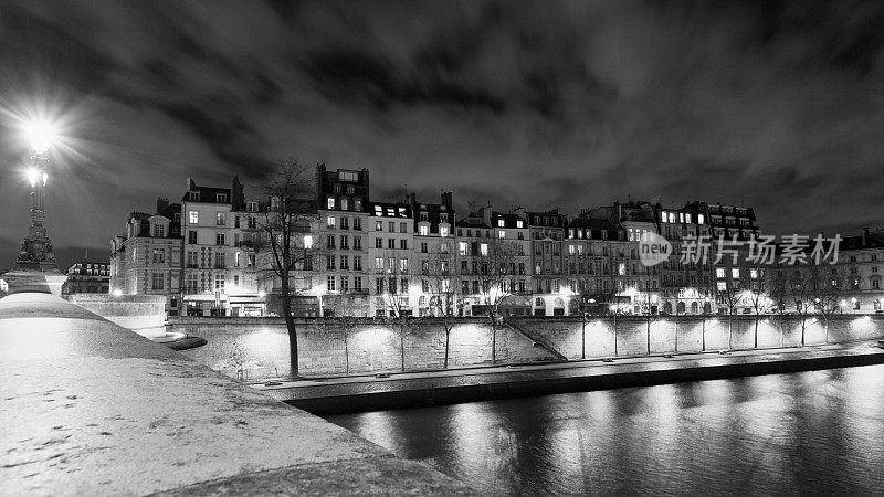 法国巴黎塞纳河夜景