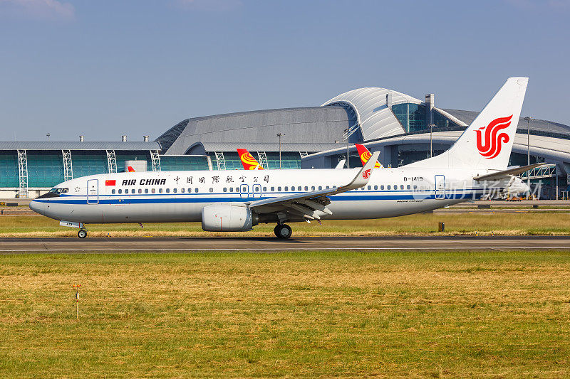 中国国际航空公司波音737-800飞机在中国广州机场