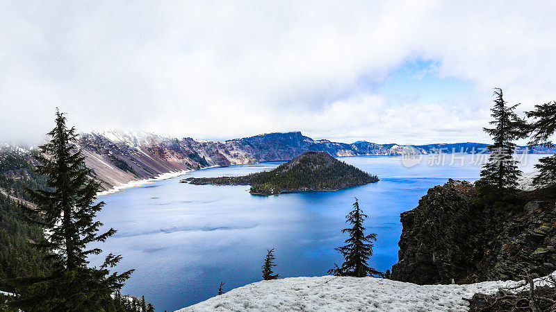 火山口湖,俄勒冈州