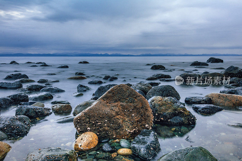 温哥华岛的海岸线