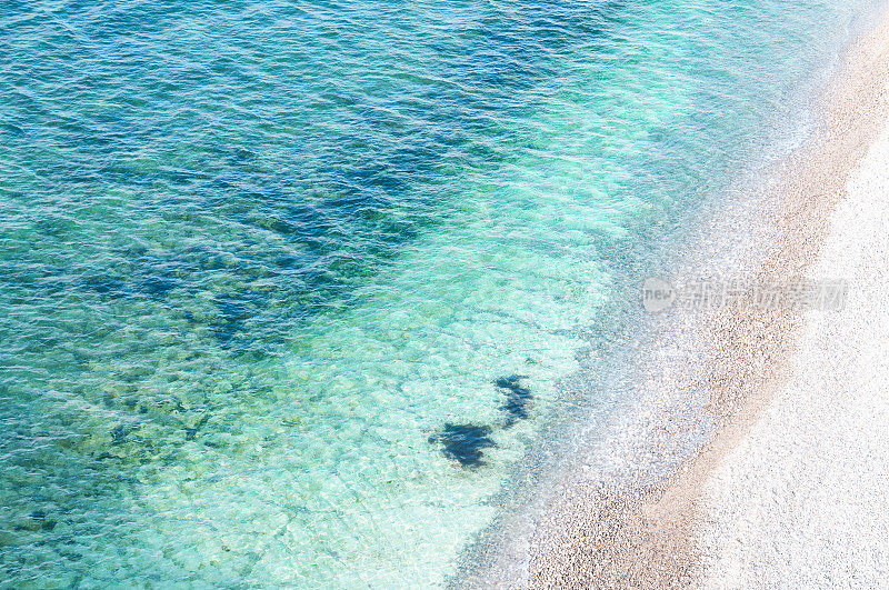 海景和海滩鸟瞰图