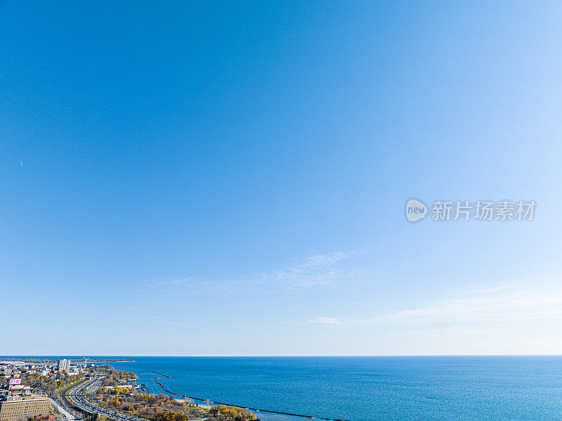 鸟瞰安大略湖和加德纳大道，怡陶碧谷，加拿大