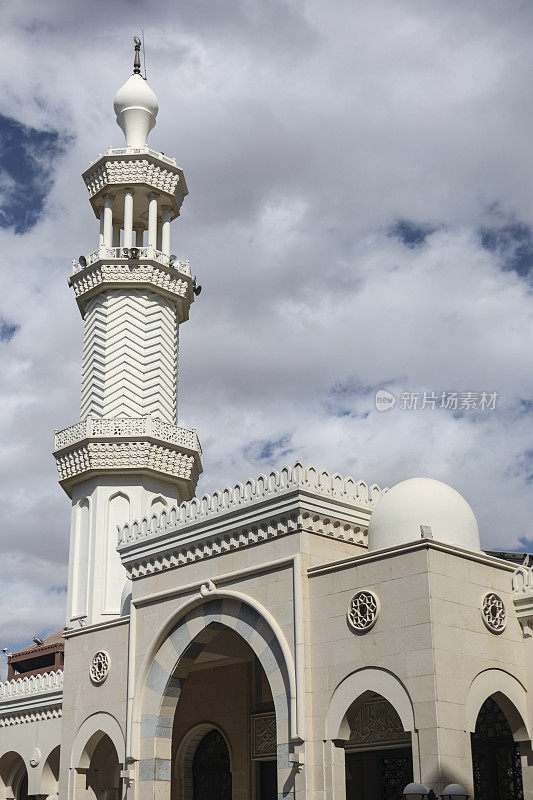 谢里夫·侯赛因·本·阿里清真寺