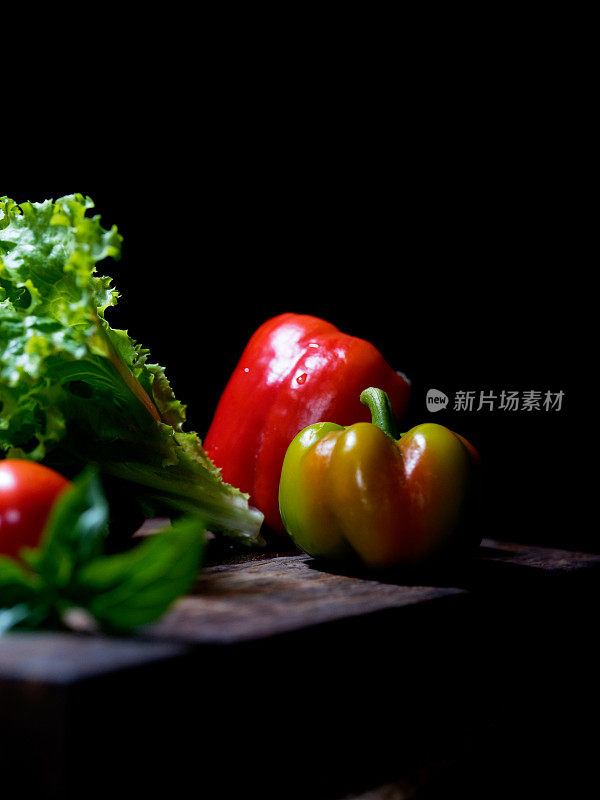 用新鲜沙拉做芝士壳