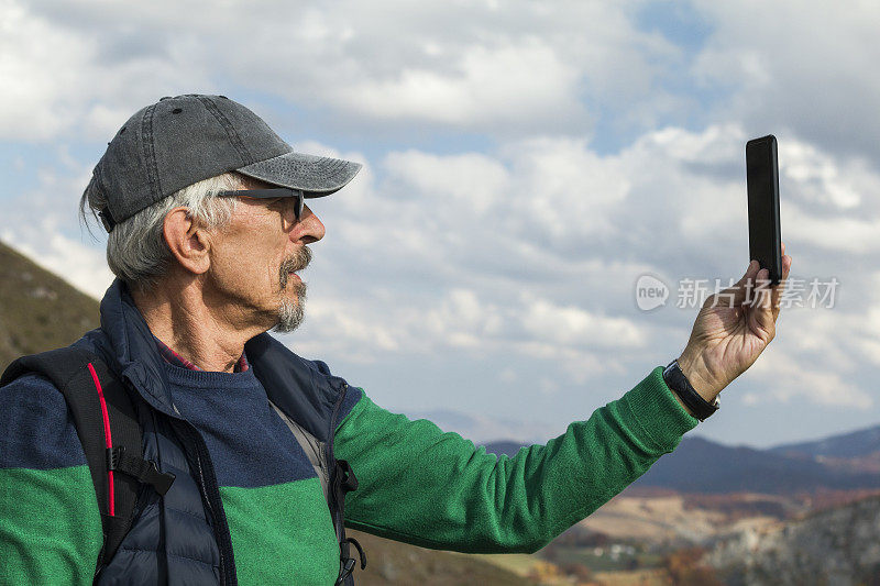 爬山时的短暂休息