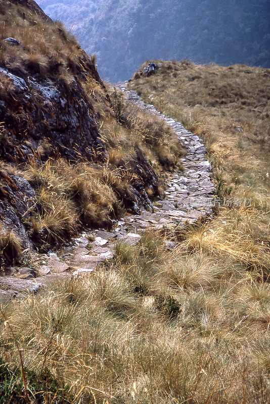 印加时期沿着印卡古道修建的原始路段。