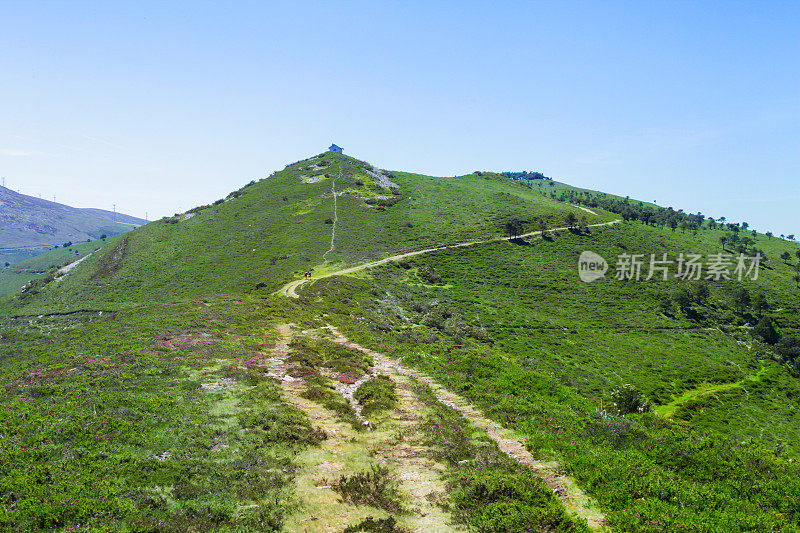 山顶上的房子