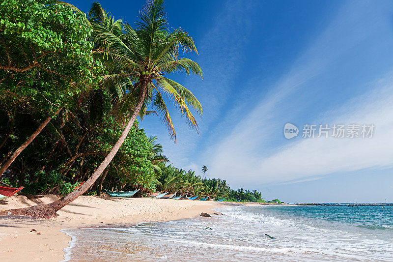 热带天堂-斯里兰卡南海岸田园般的海滩