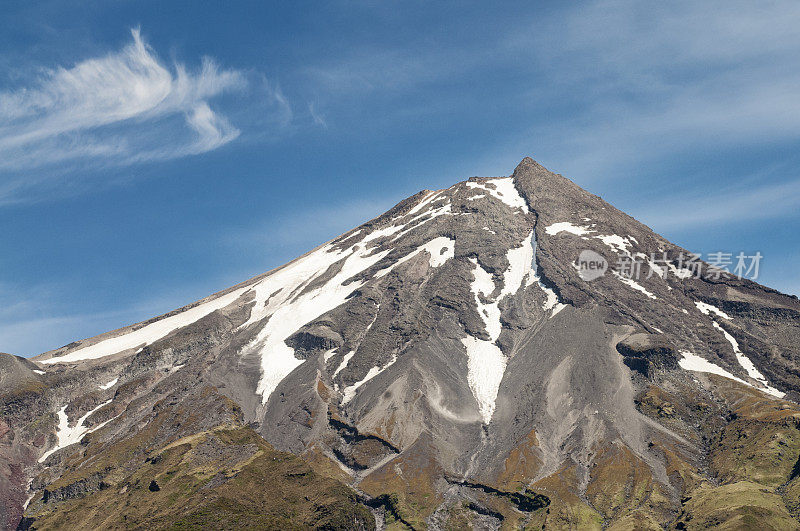 火山顶峰