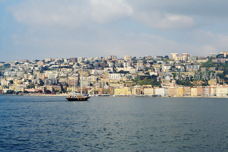 那不勒斯城市海景