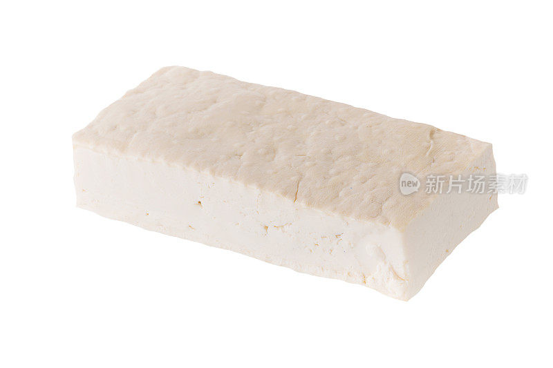 在白色背景上孤立的大豆奶酪豆腐