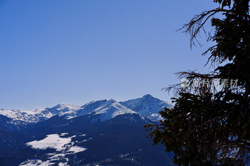 圣十字山和缺口山