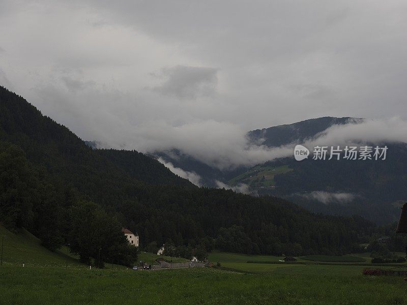 阿尔卑斯山全景