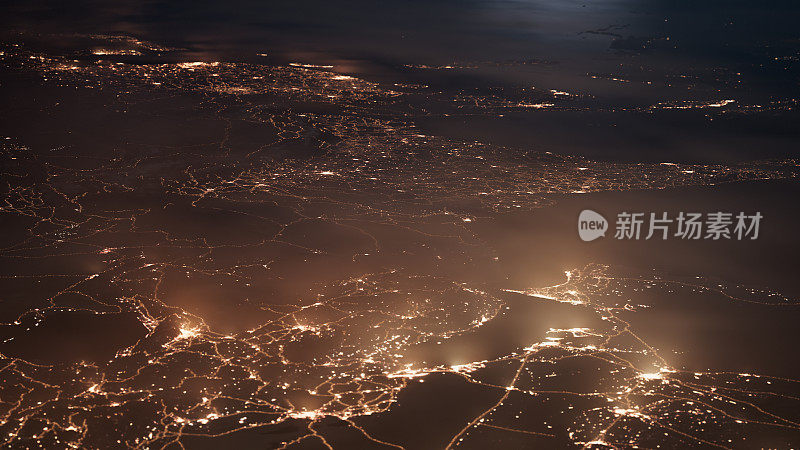 地球在夜间-城市灯光的亚洲-世界地图，街道和城市，环境问题，电力