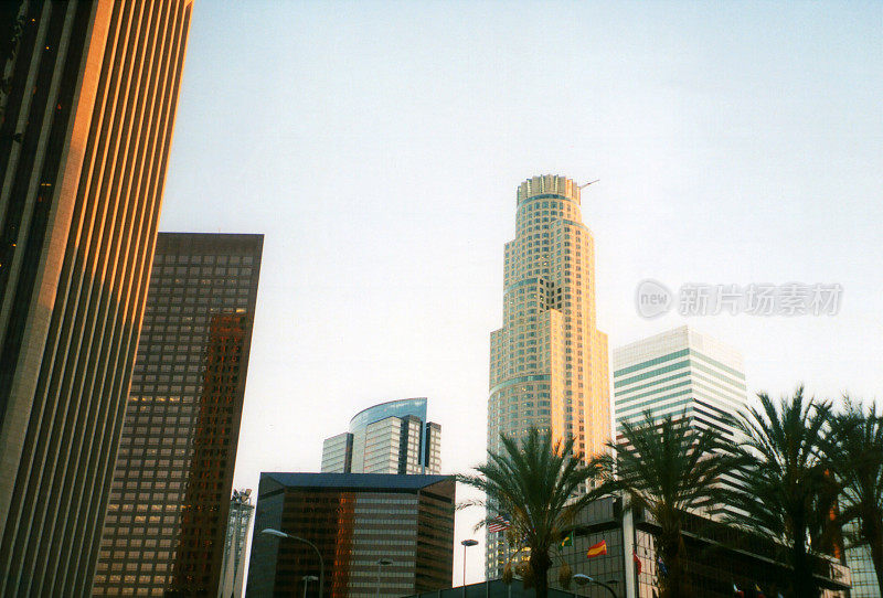 洛杉矶市中心高楼林立